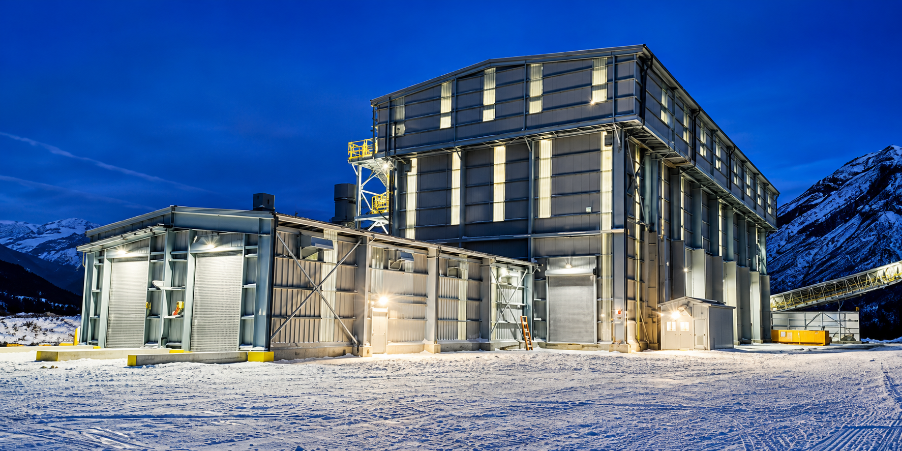 Picture of a cement plant in Canada